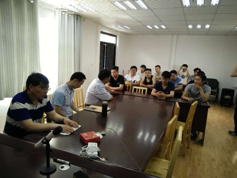 黄河水利职业技术学院的领导、教授及老师来我单位参观